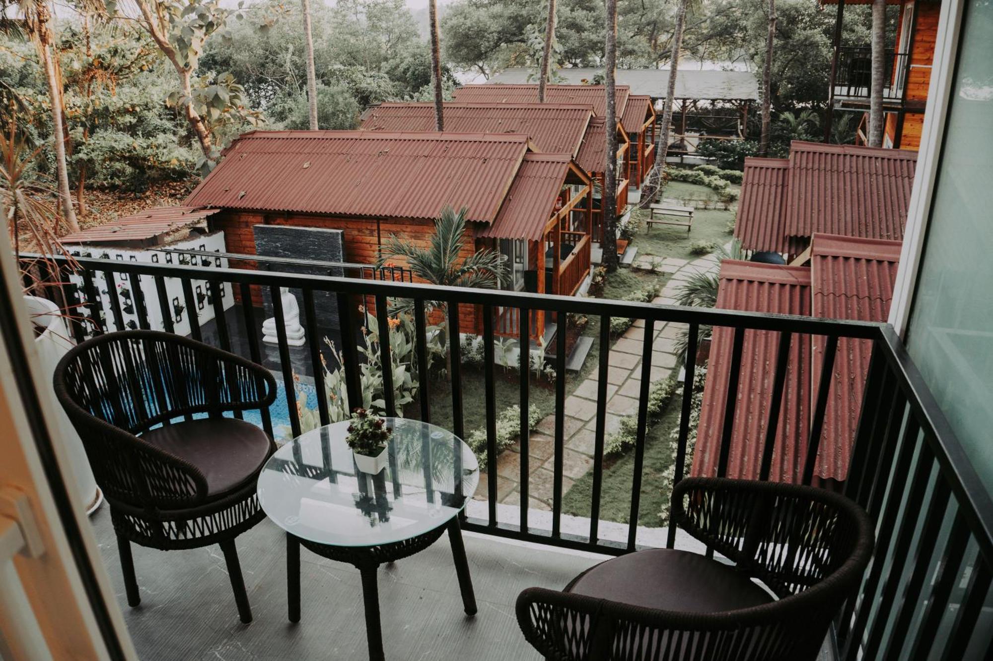 Tranquill Riverside Luxury Cottages With Bathtub, Candolim Exterior photo