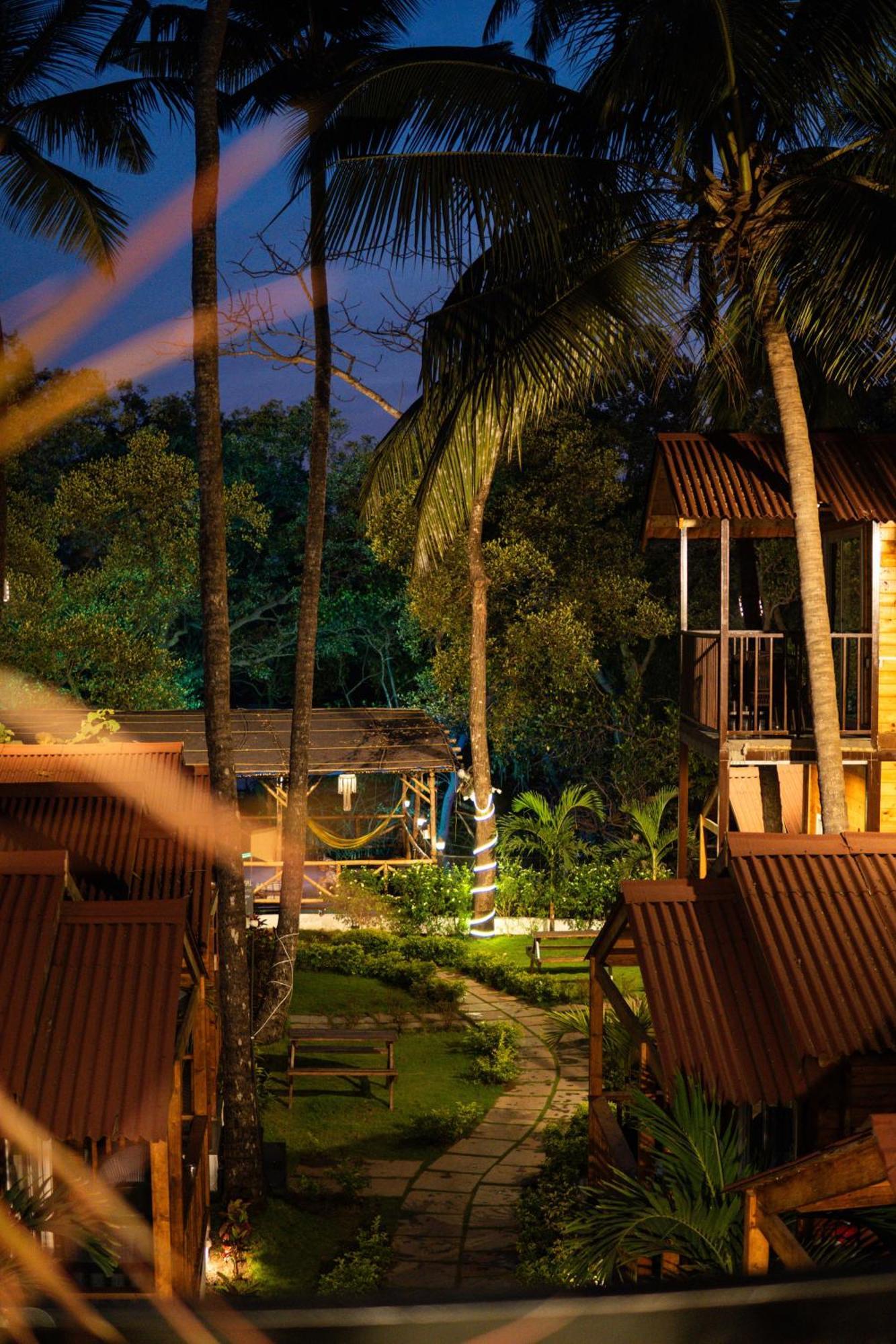 Tranquill Riverside Luxury Cottages With Bathtub, Candolim Exterior photo