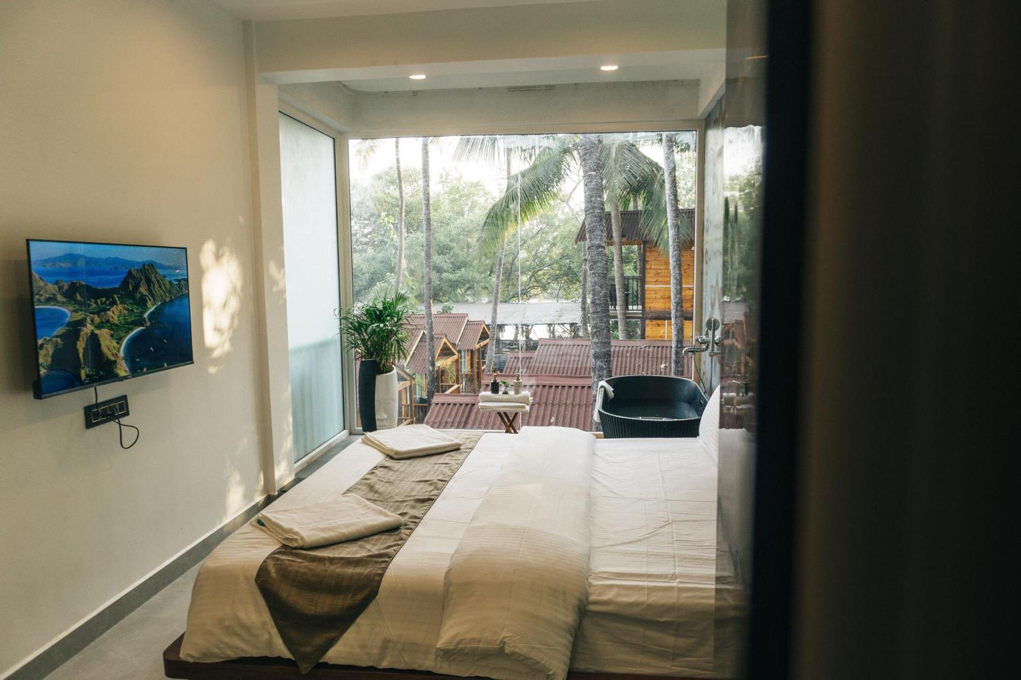 Tranquill Riverside Luxury Cottages With Bathtub, Candolim Exterior photo