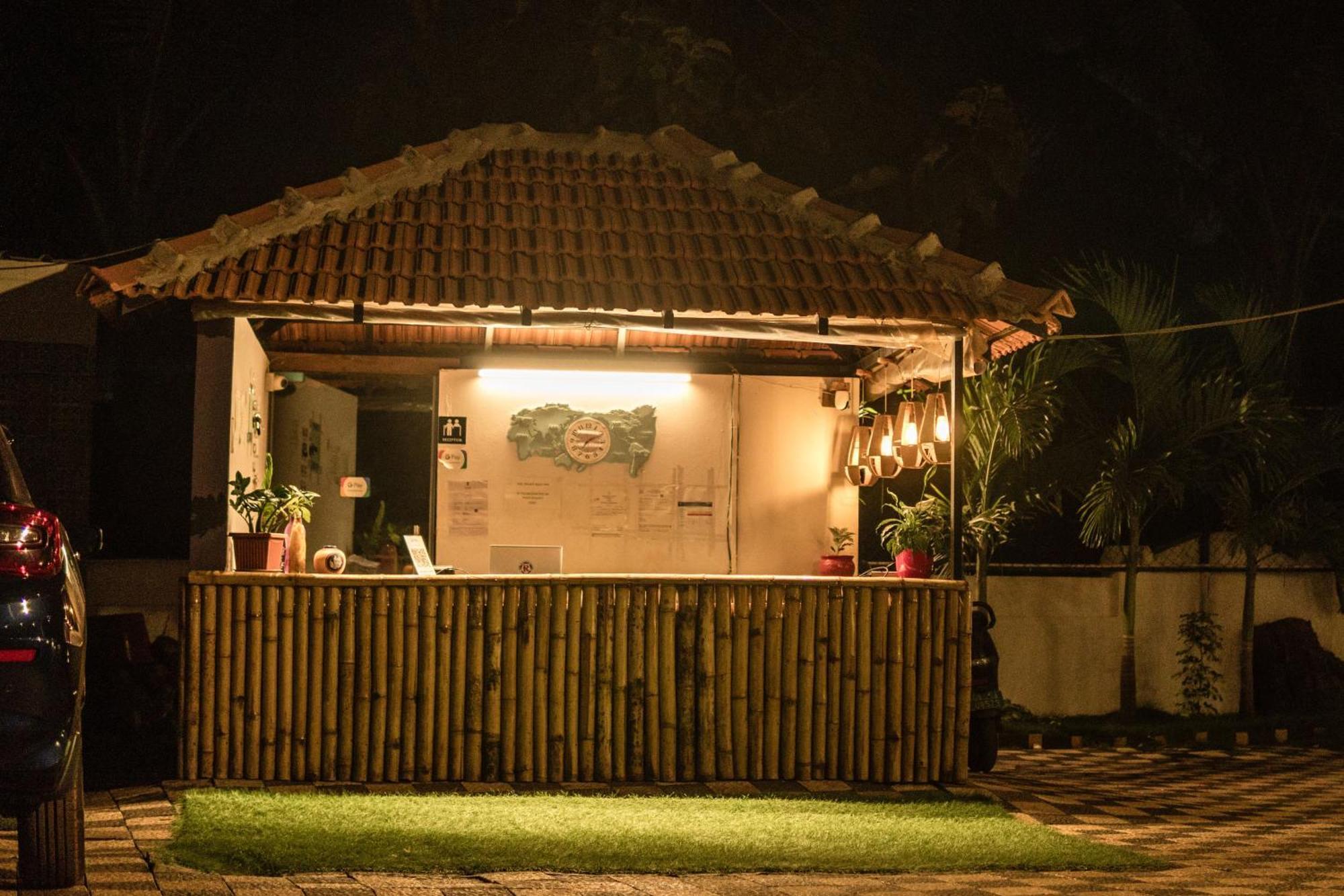 Tranquill Riverside Luxury Cottages With Bathtub, Candolim Exterior photo