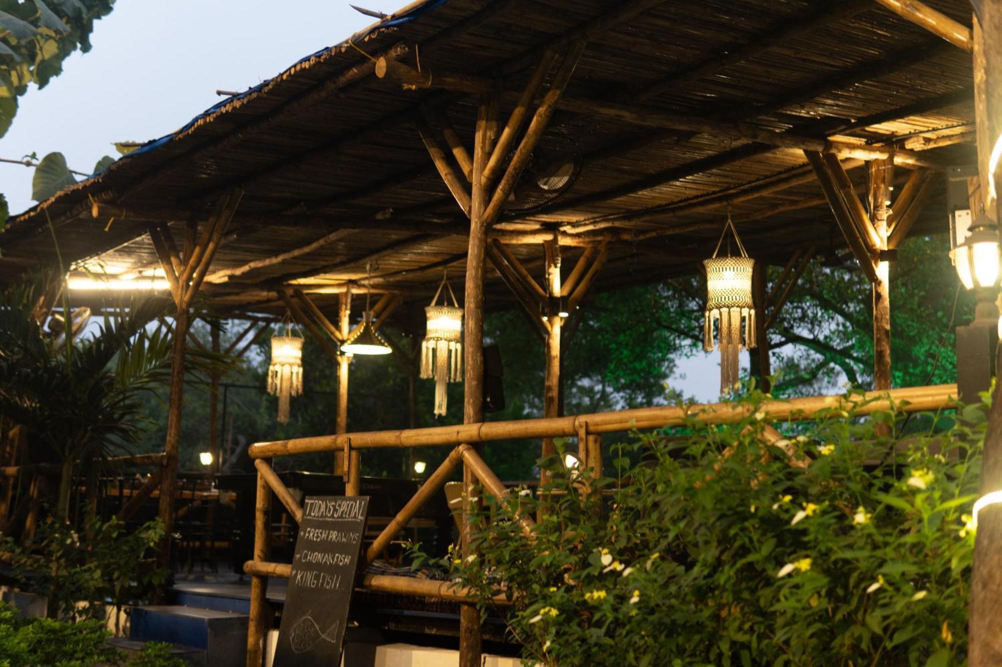 Tranquill Riverside Luxury Cottages With Bathtub, Candolim Exterior photo