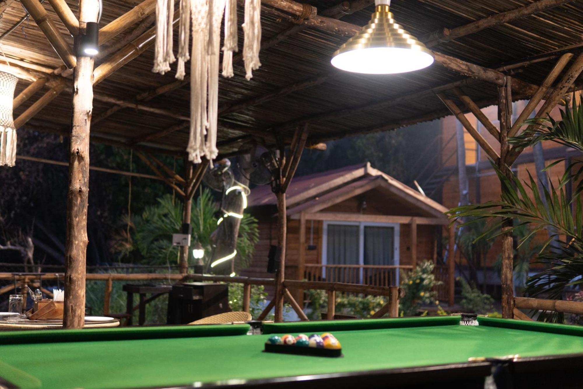 Tranquill Riverside Luxury Cottages With Bathtub, Candolim Exterior photo