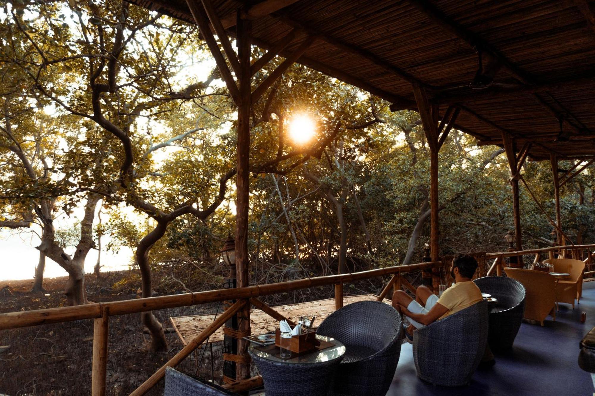 Tranquill Riverside Luxury Cottages With Bathtub, Candolim Exterior photo