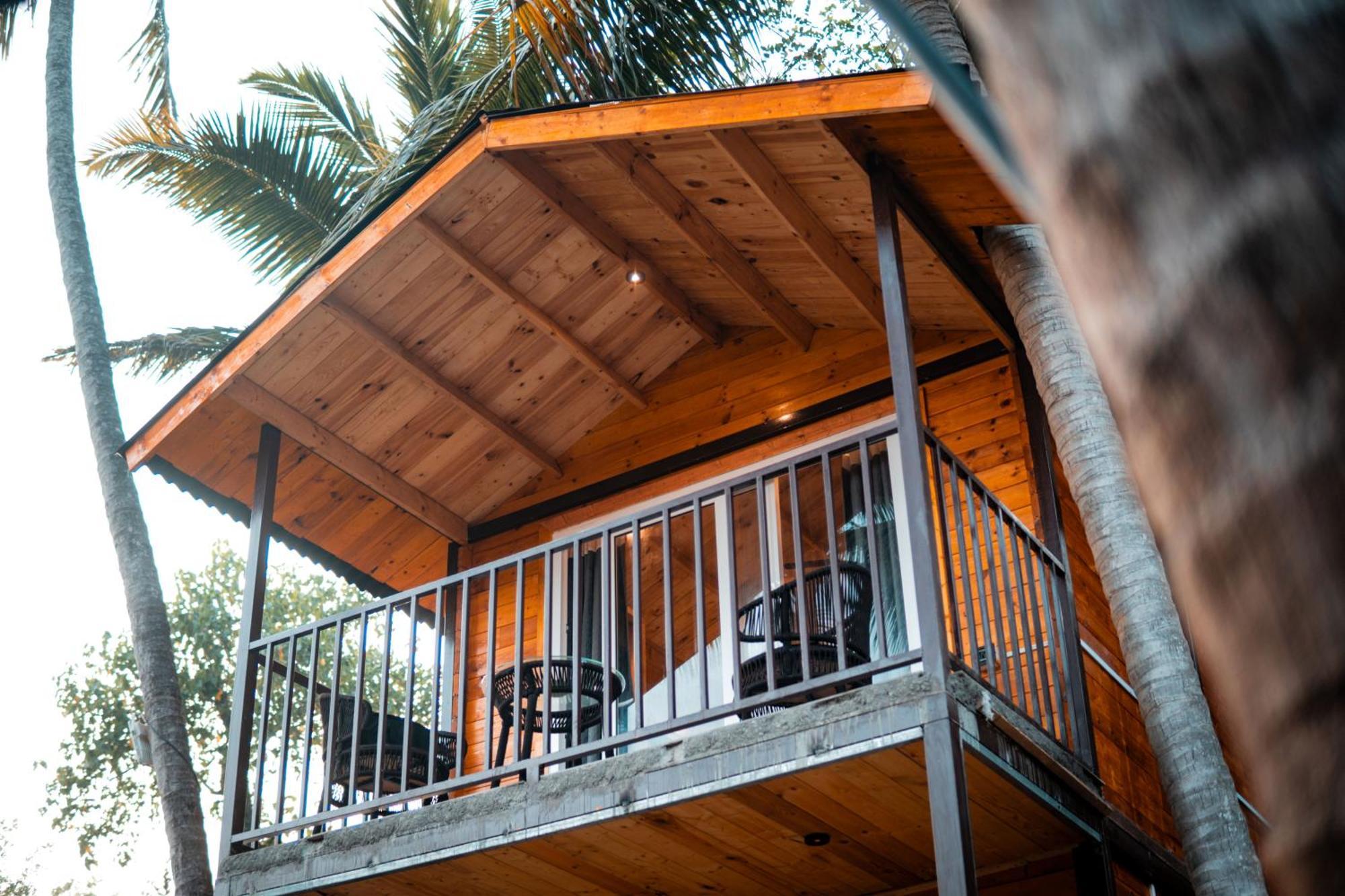 Tranquill Riverside Luxury Cottages With Bathtub, Candolim Exterior photo