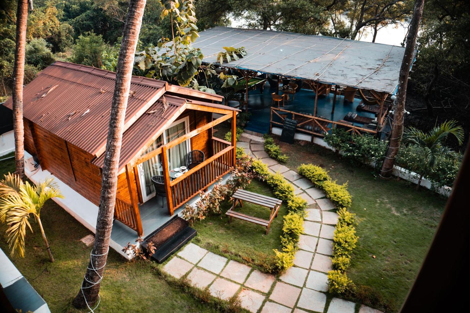Tranquill Riverside Luxury Cottages With Bathtub, Candolim Exterior photo